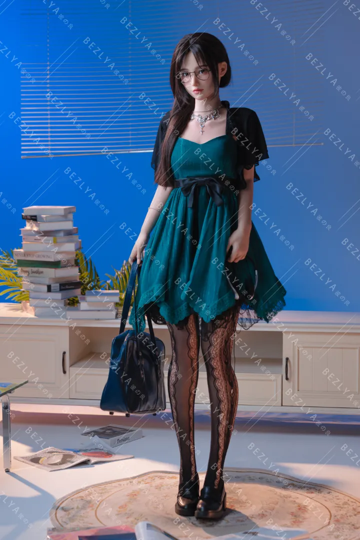 168cm (5ft6) A-Cup Lightweight Silicone Sex Doll ChengZi, ROS Head